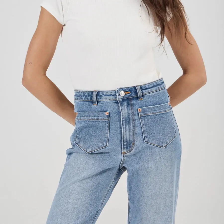 Women's Textured Classic Jeans
