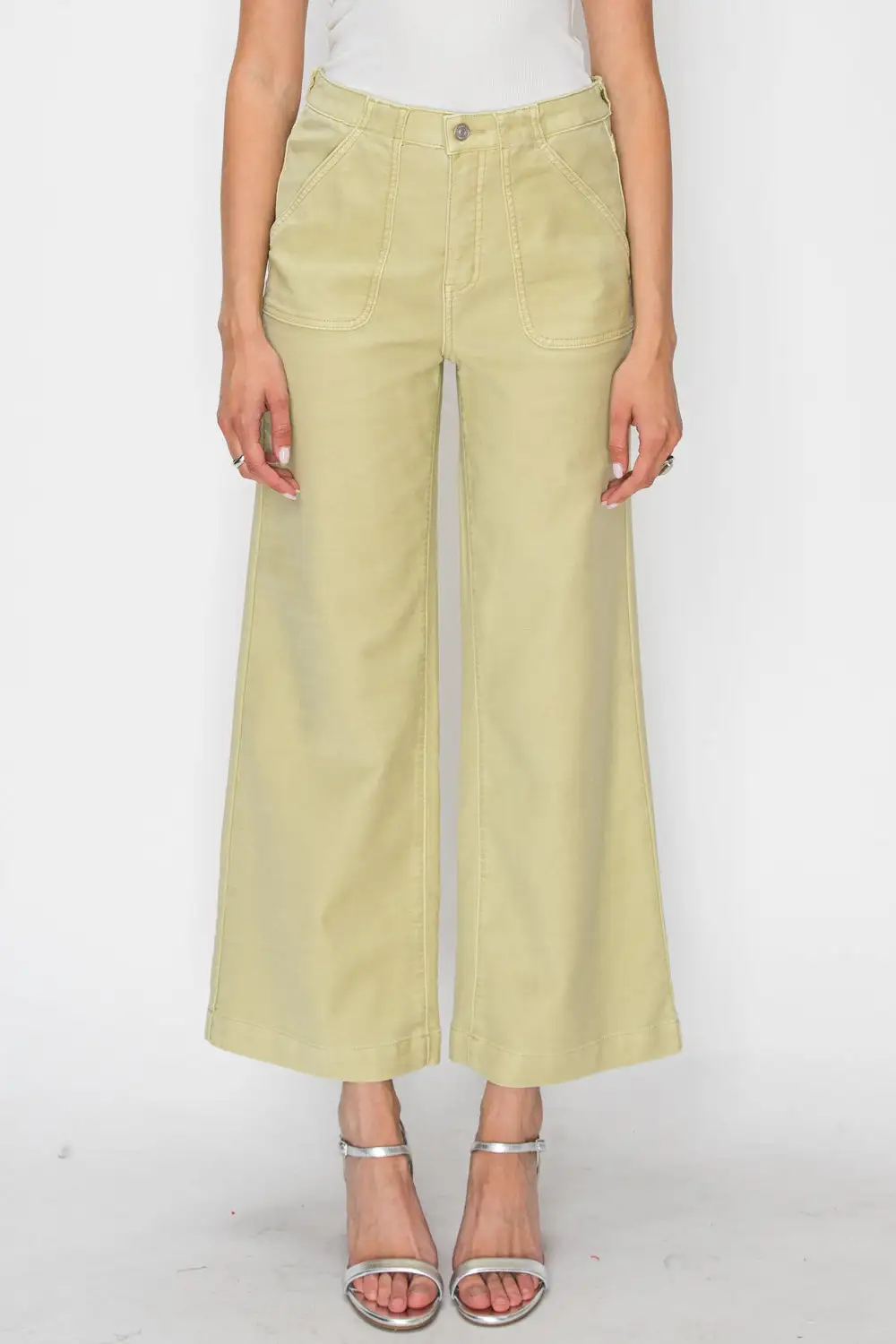 Easygoing High Rise Wide Leg Relaxed Denim Jeans