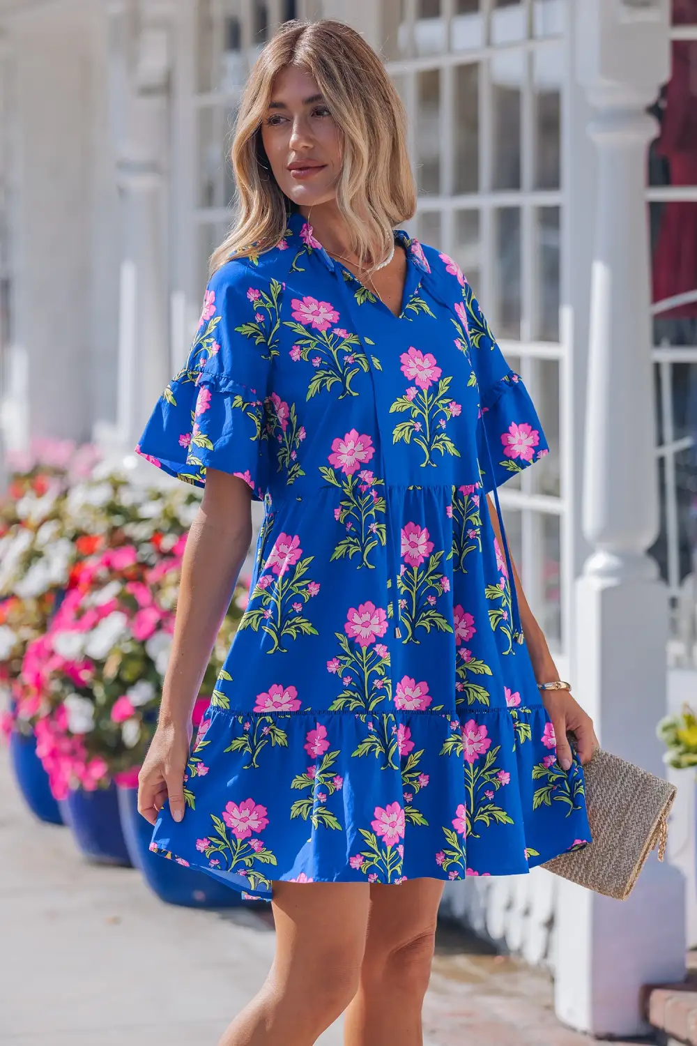 Relaxed Shape Floral V Neck Short Sleeve Dress