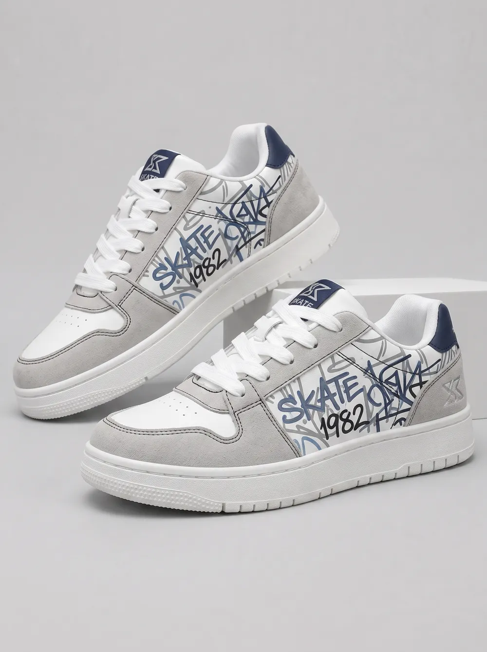 Men's Skateboarding Lover 1982 Graffiti Printed Sneakers