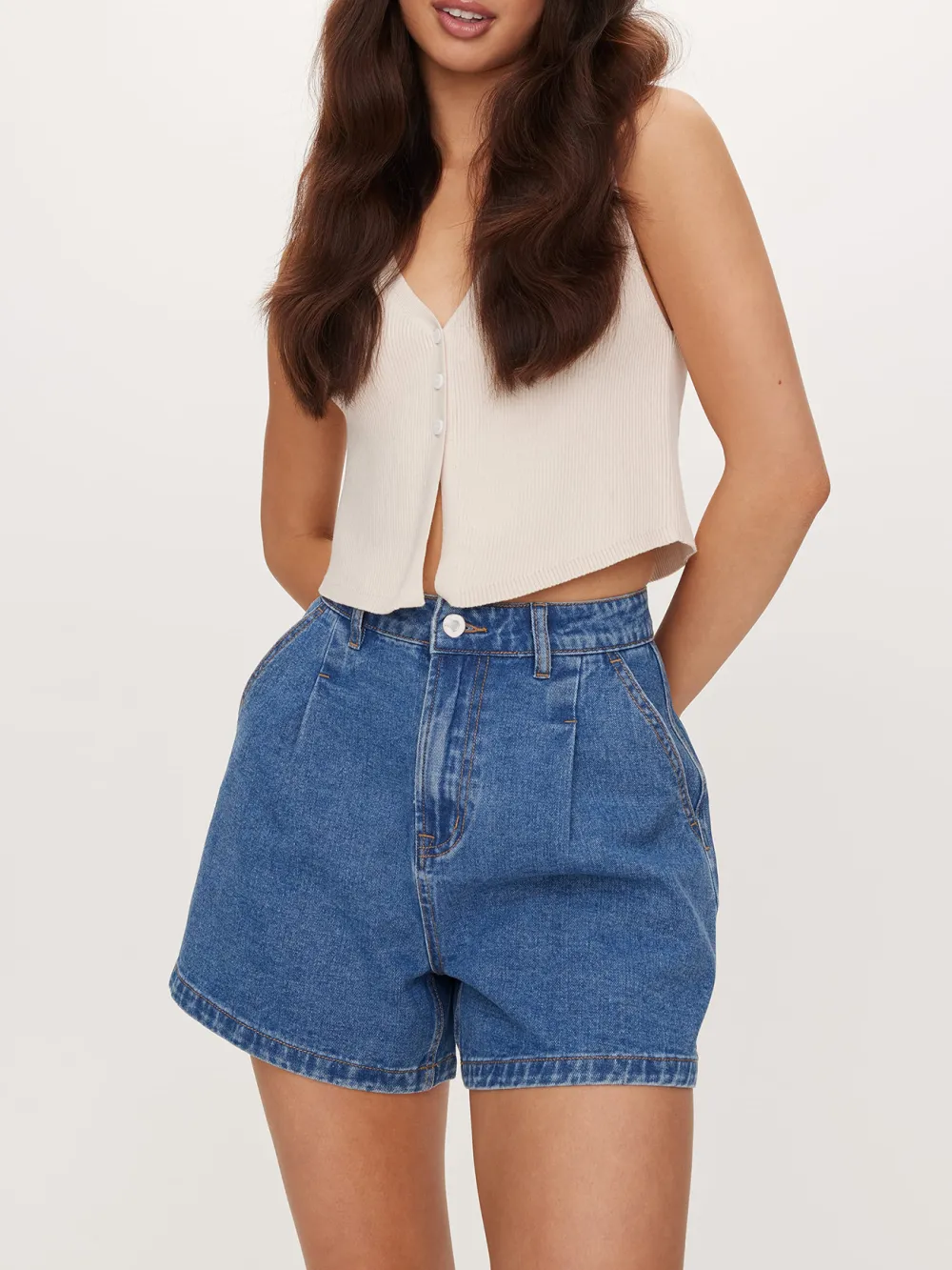 Daily Pleat Front Short