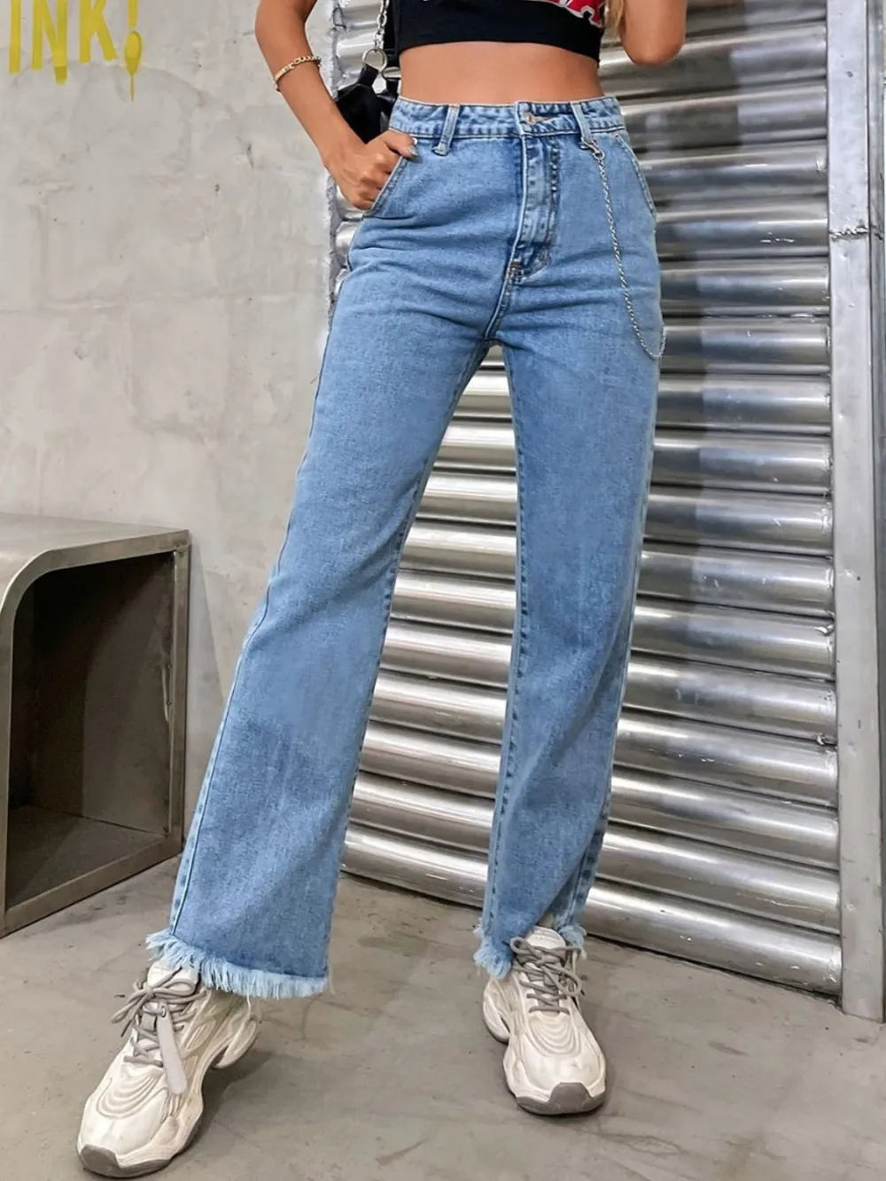 Sharp Raw Hem Pocketed Denim Jeans