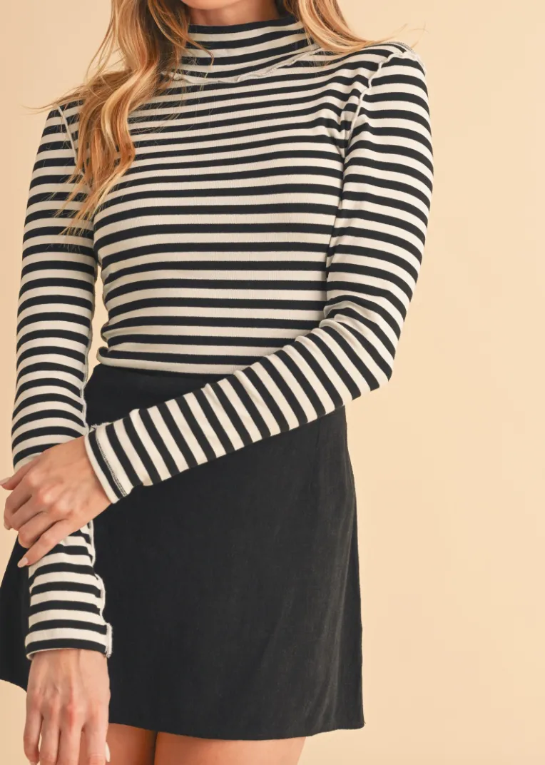 Soft Striped Mock Piping Top