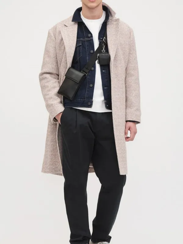 White Long-Sleeve Crew-Neck Sweater