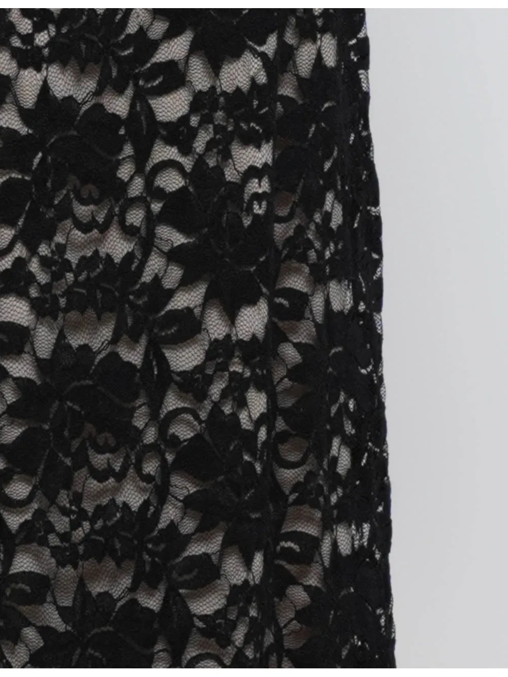 Scalloped Trim Off Shoulder Lace Bodycon Maxi Dress