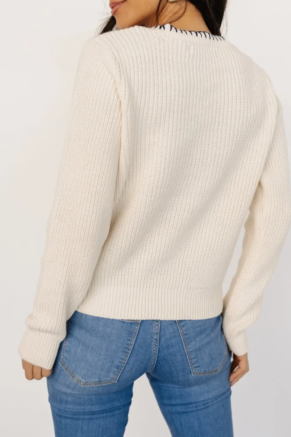 Design Sense For Versatile Commute Cream Top