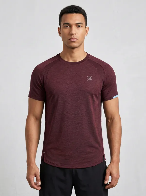 Men's Cross-Emblem Fitness Textured Raglan Performance Sport Crewneck T-Shirt