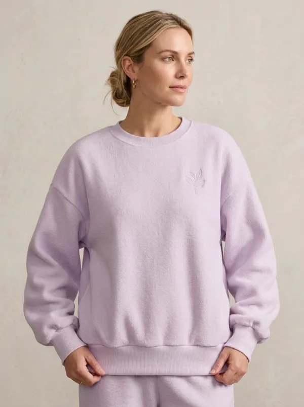 Easy-Wear Minimalist Leaf Silhouette Women's Fleece Crewneck Sweatshirt