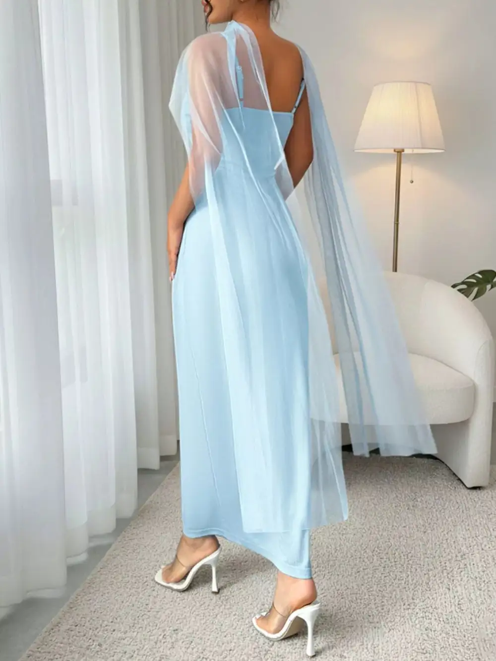 Scoop Neck Maxi Dress
