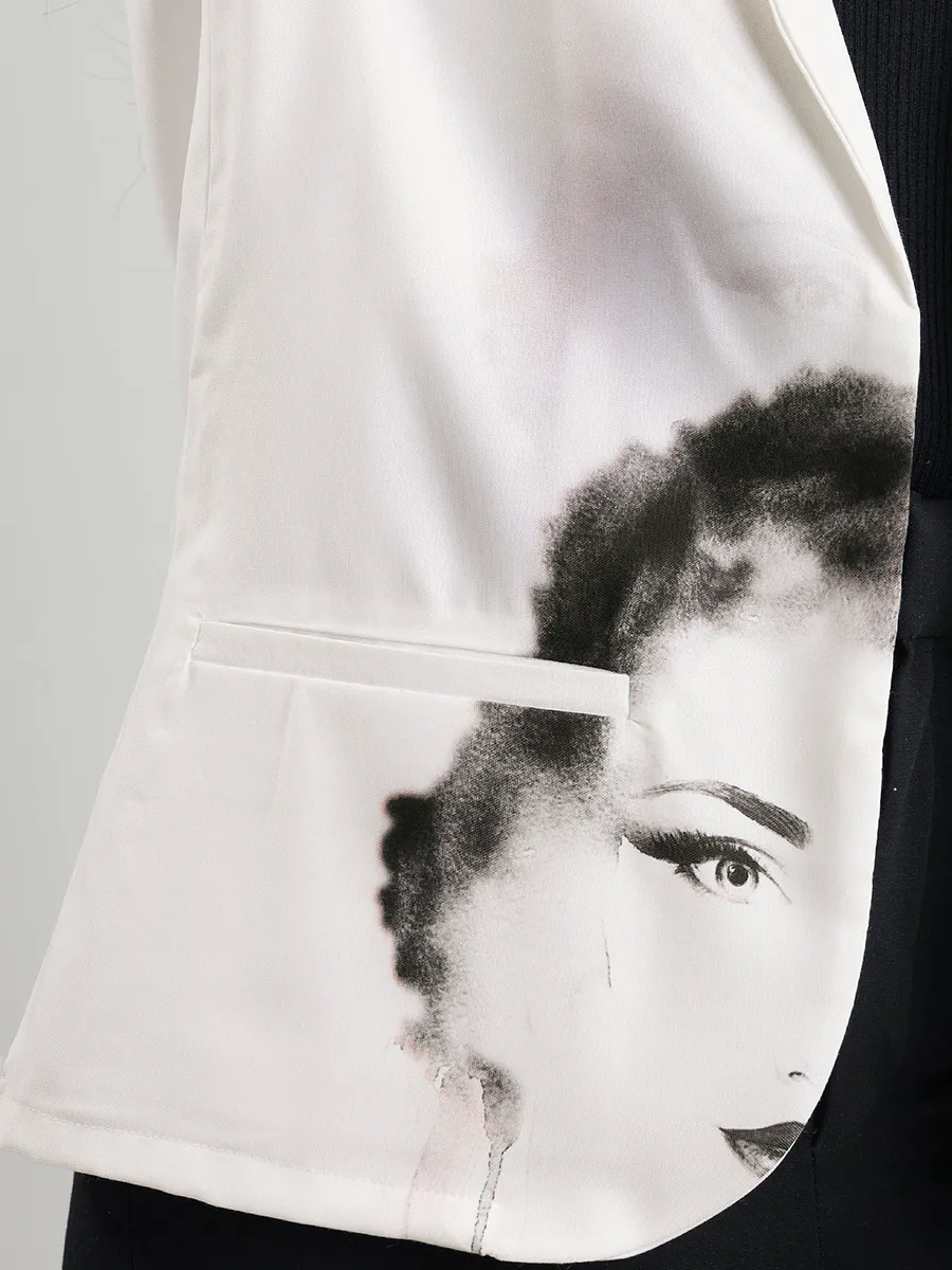 Simple And Fashionable White Art-Printed Women's Jacket