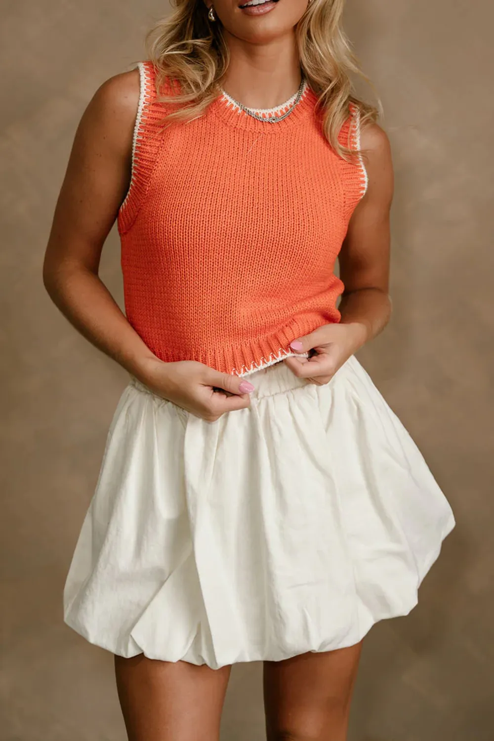 Contrast Color Cropped Vest