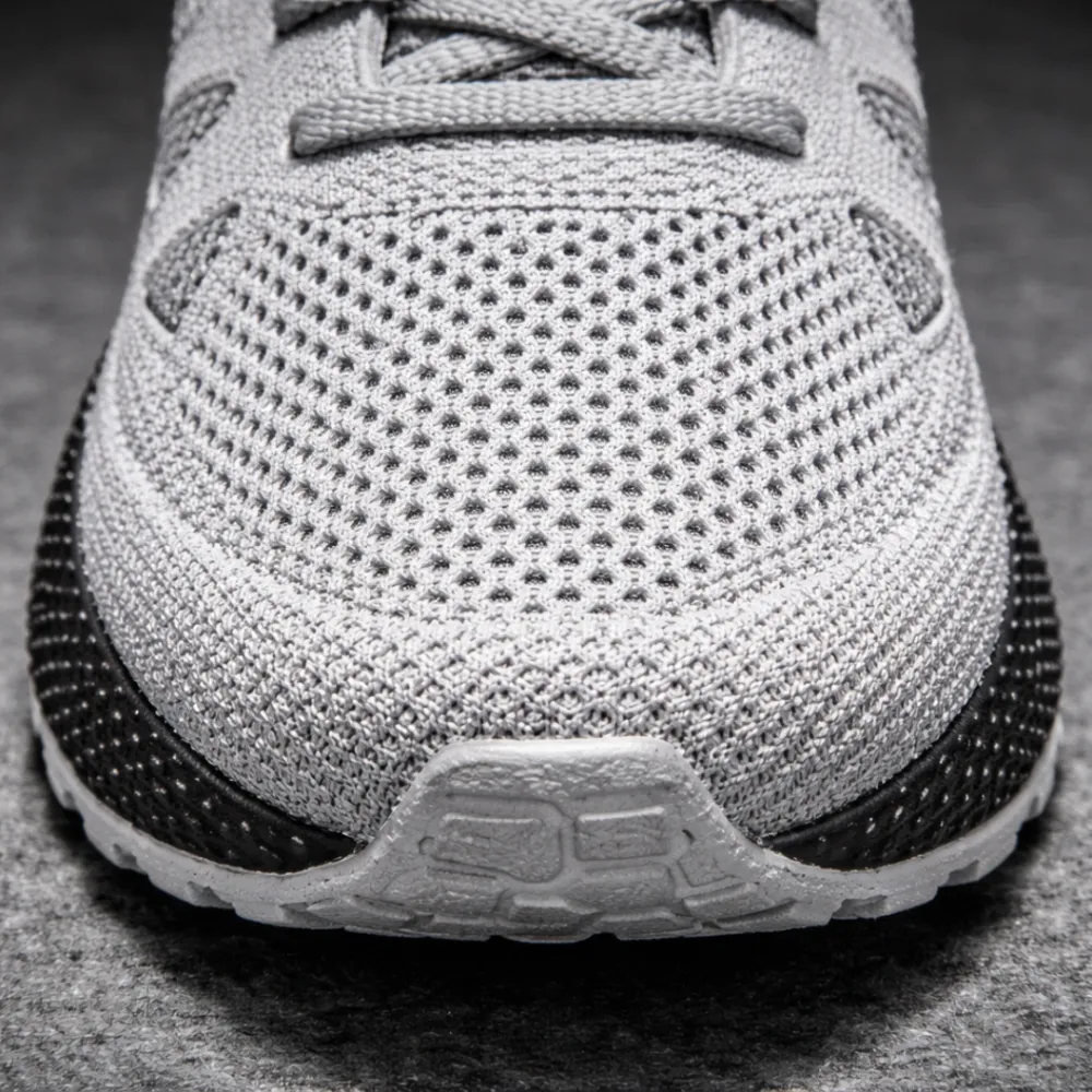 Low Top Fitness Sneakers