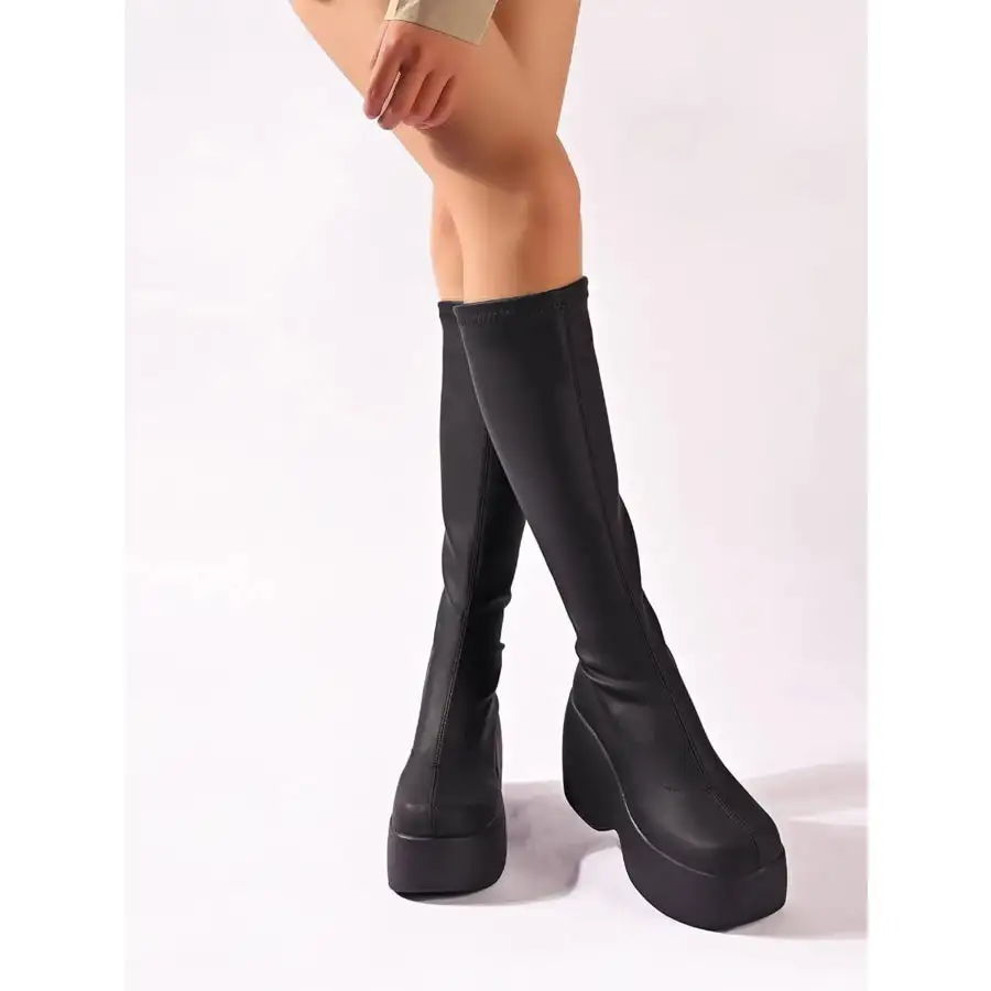 Simple Round Toe Platform Boots