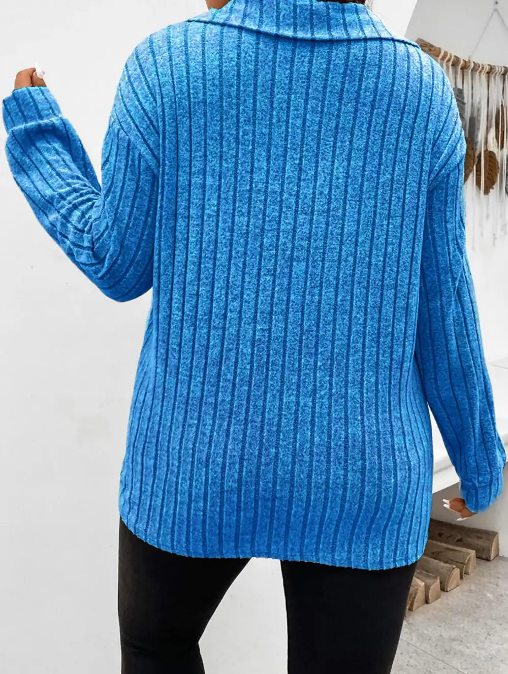 Plus Size Ribbed V-Neck Long Sleeve Tee