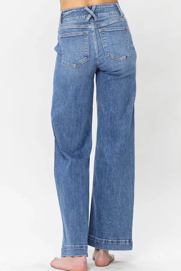 High-Waist Pocketed Stretch Straight Leg Jeans