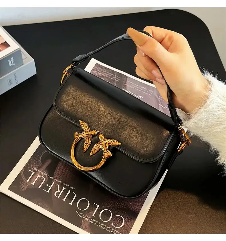 Compact Structured Soft Card Wallet
