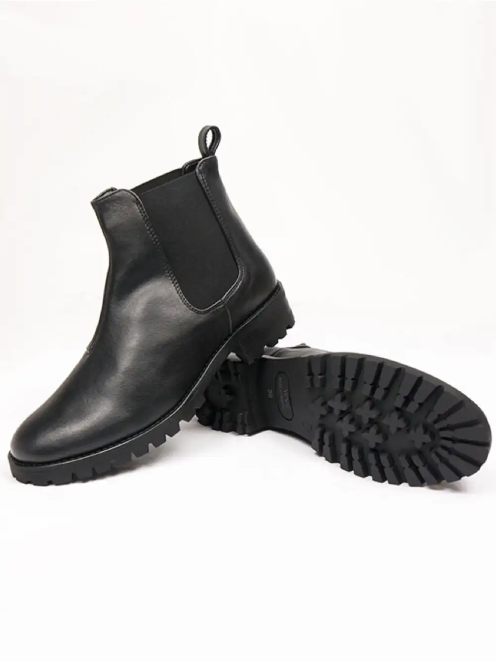 Women's Contemporary Casual Water Resistant Vegan Leather Chelsea Boots