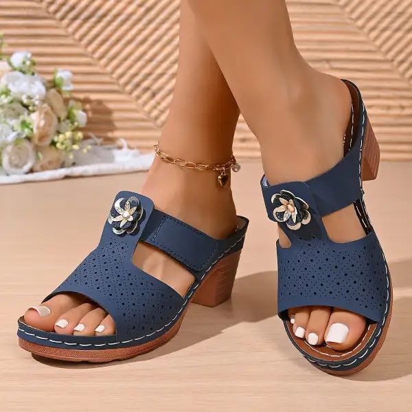 Relaxed Open Toe Block Heel Sandals