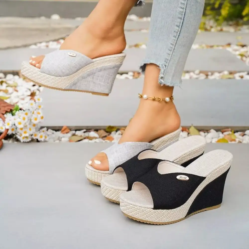 Textured Tiered Open Toe Wedge Sandals