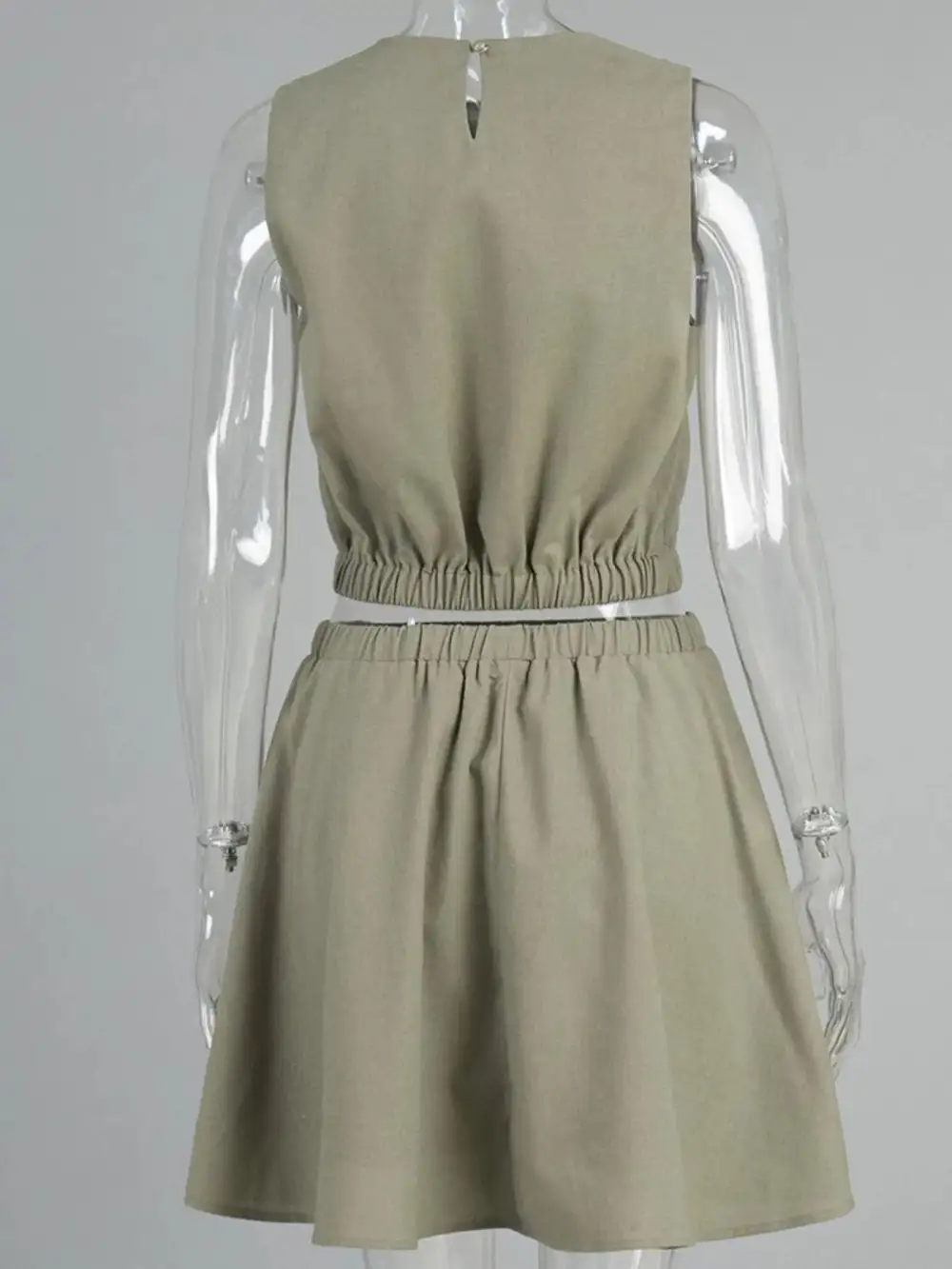 Essential Round Neck Sleeveless Detail Coordinated Set