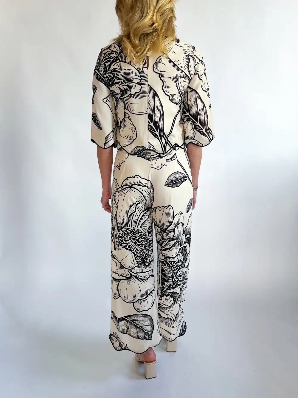 Floral Cropped Wide Leg Pants