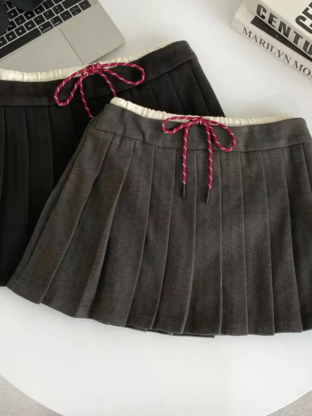 Modern Pleated Mini Skirt