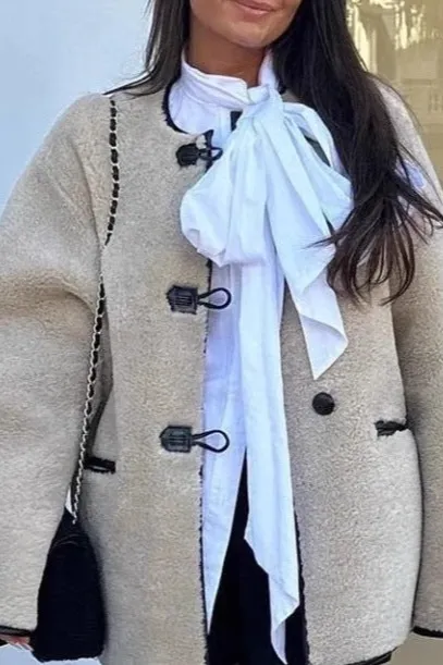 Loose Single-Breasted Minimalist Jacket