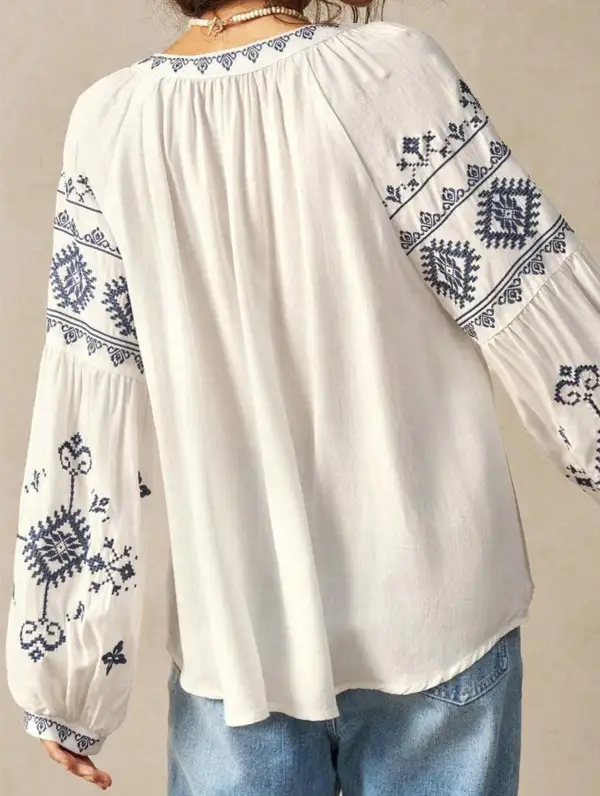Vintage Print V Neck Tee