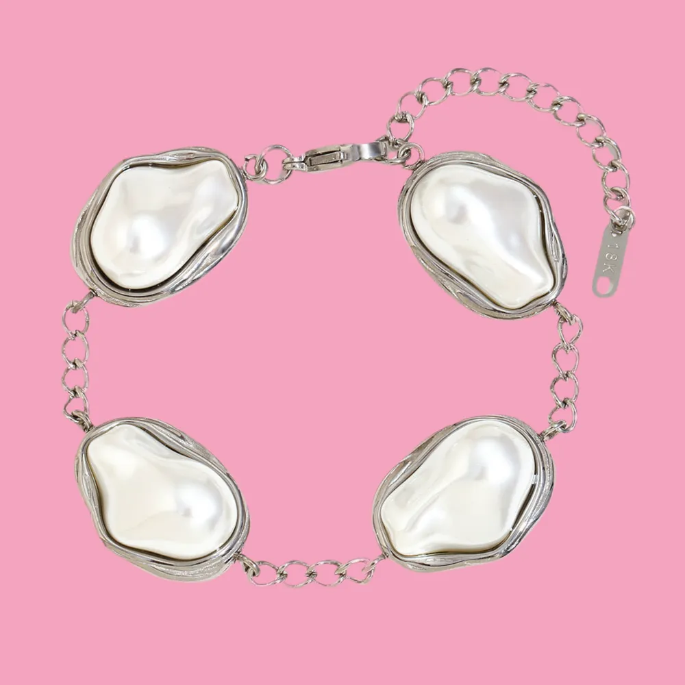 Pearl Chunky Bracelet