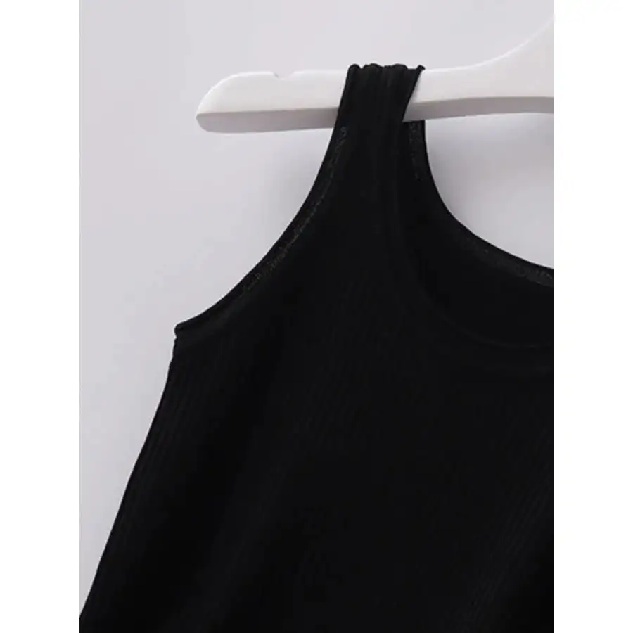 Plus Size Ribbed Knit Scoop Neck Tank