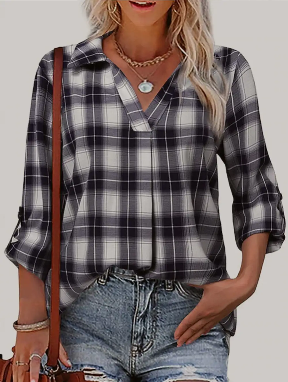V-Neck Lapel Loose-Fitting Plaid Shirt