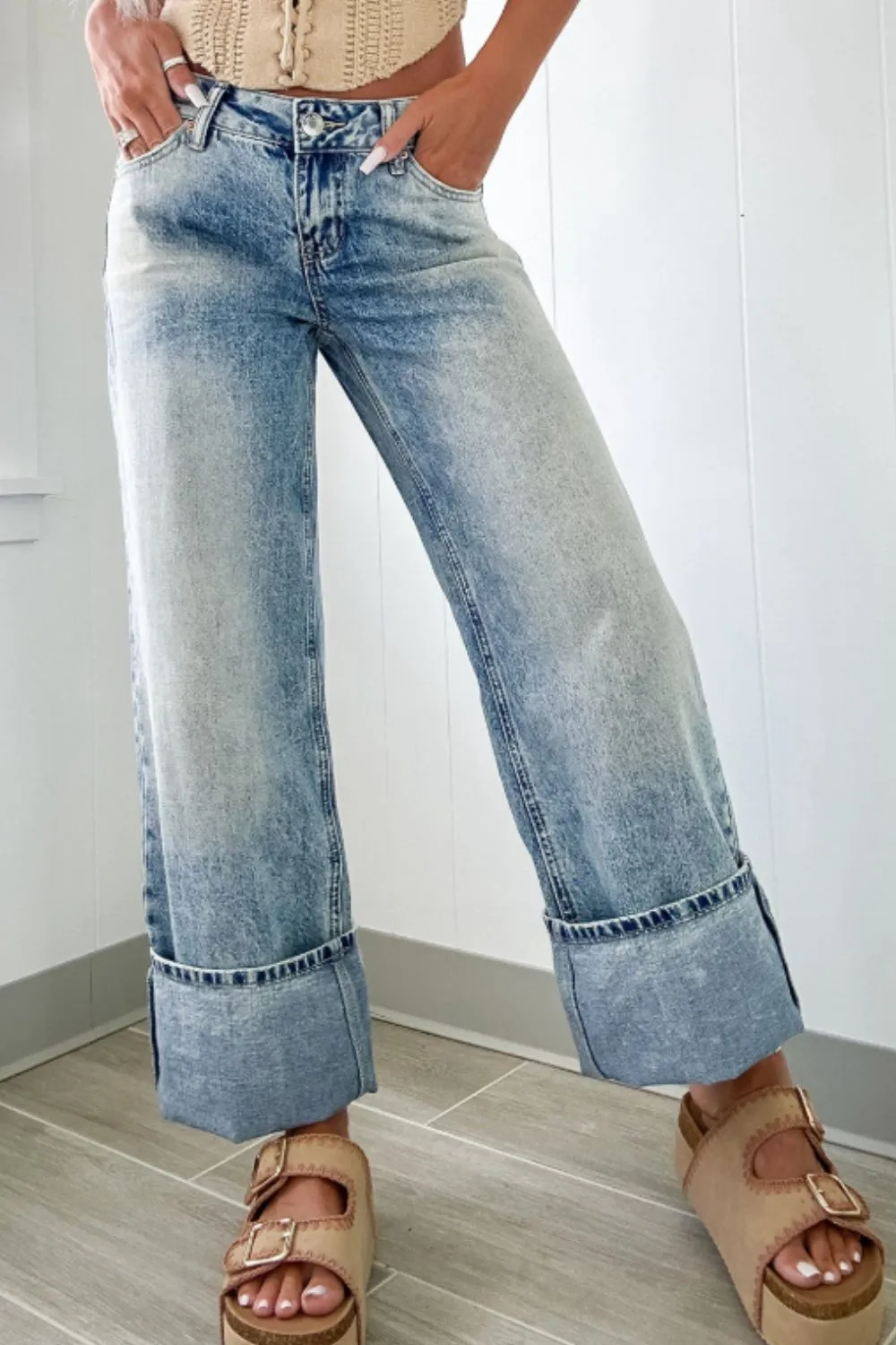 Washed Wide Leg Pocket Denim Jeans