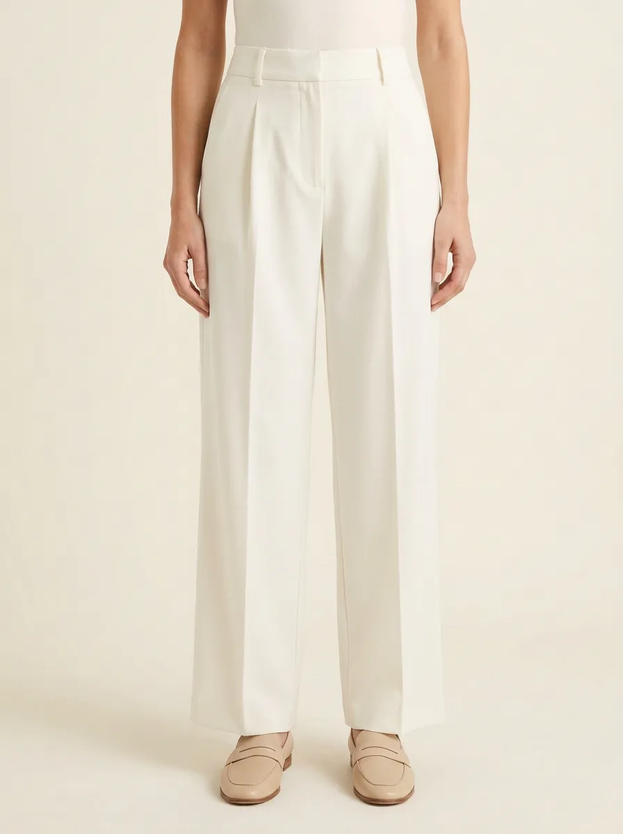 Tailored Silhouette Pleated Wide-Leg Trousers