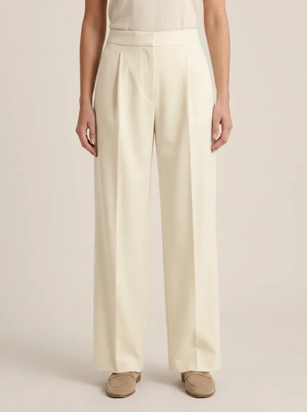 Everyday Style Pleated Wide-Leg Trousers