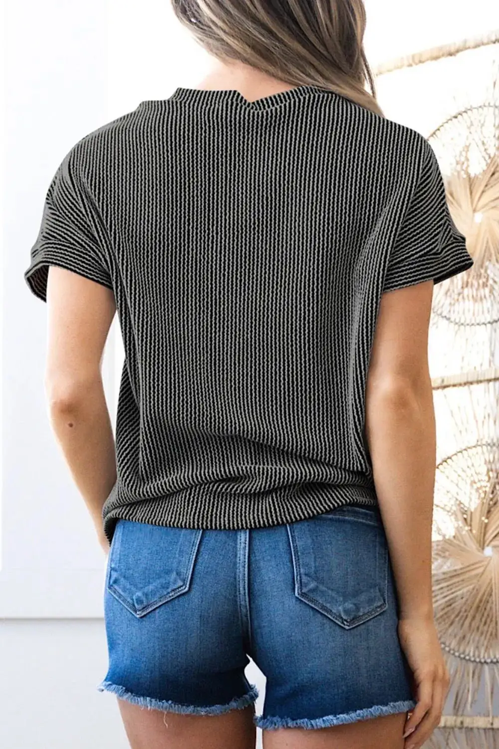 Timeless Round-Neck Short-Sleeve T-Shirt
