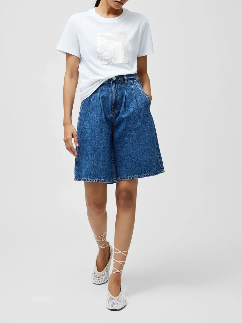 Casual Sequin Design Round Neck Short Sleeves