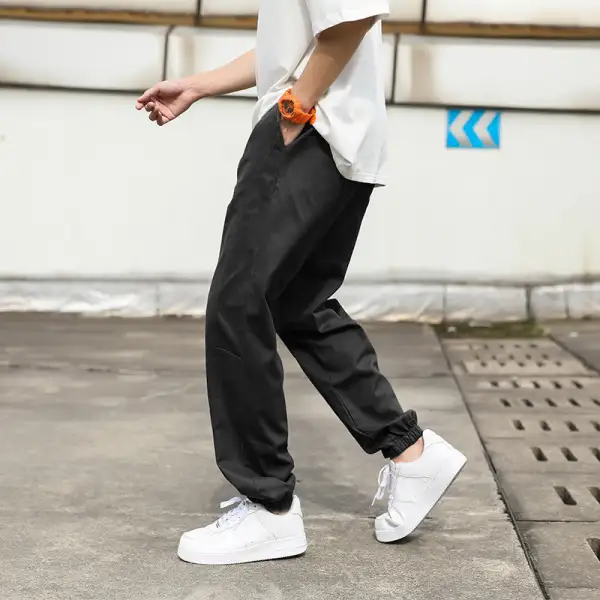 Men's Casual Cargo Pants with Elastic Waistband and Practical Side Pockets