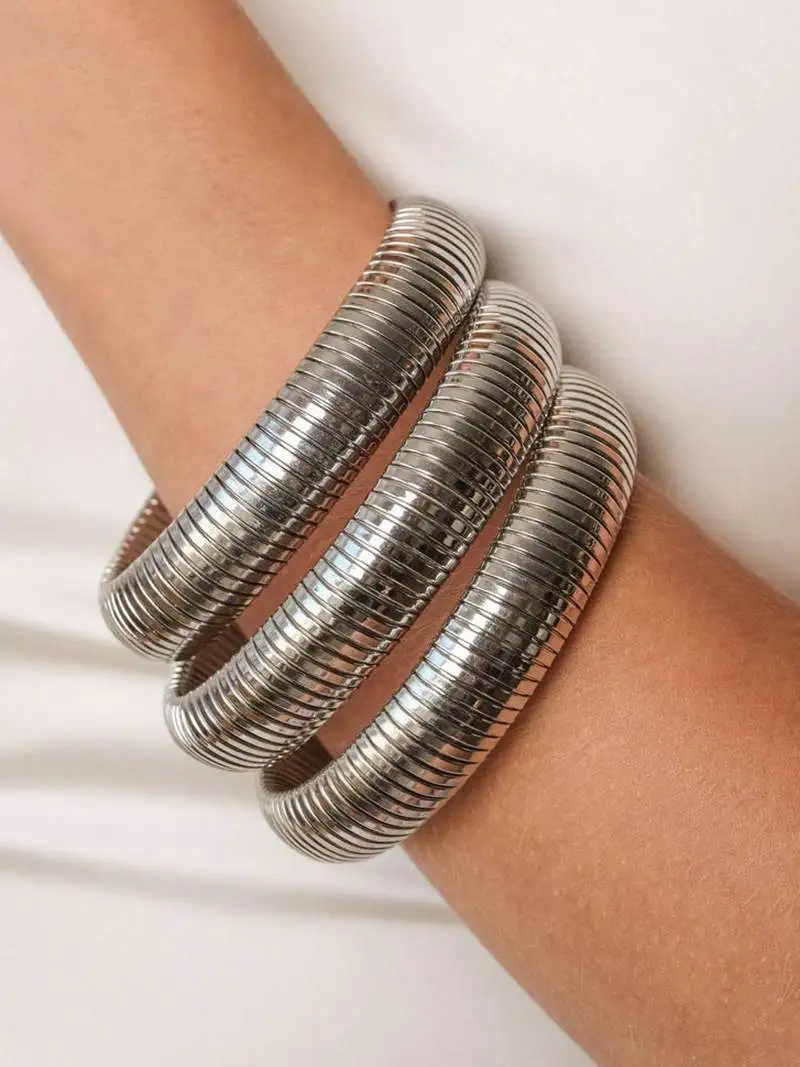 Open Ribbed Bracelet