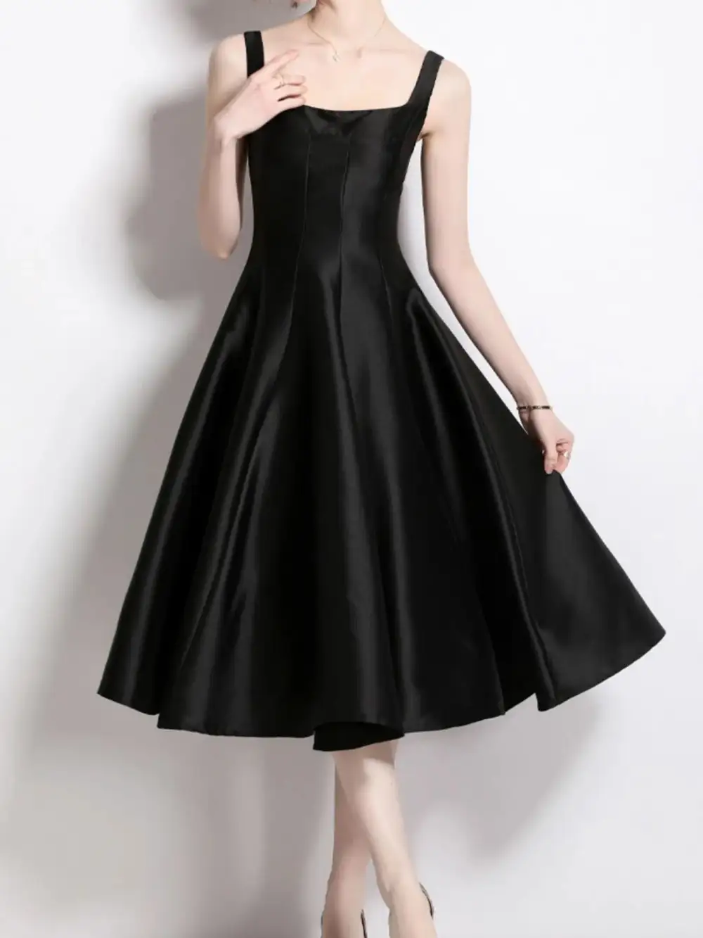 Easy Fit Sleeveless Midi Dress