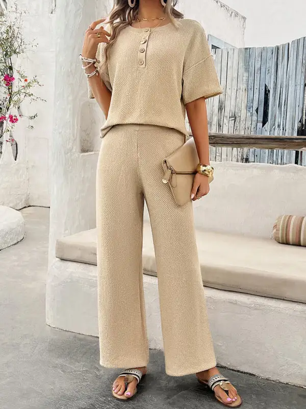Clean Knitted Short Sleeved Trousers Suit Shorts