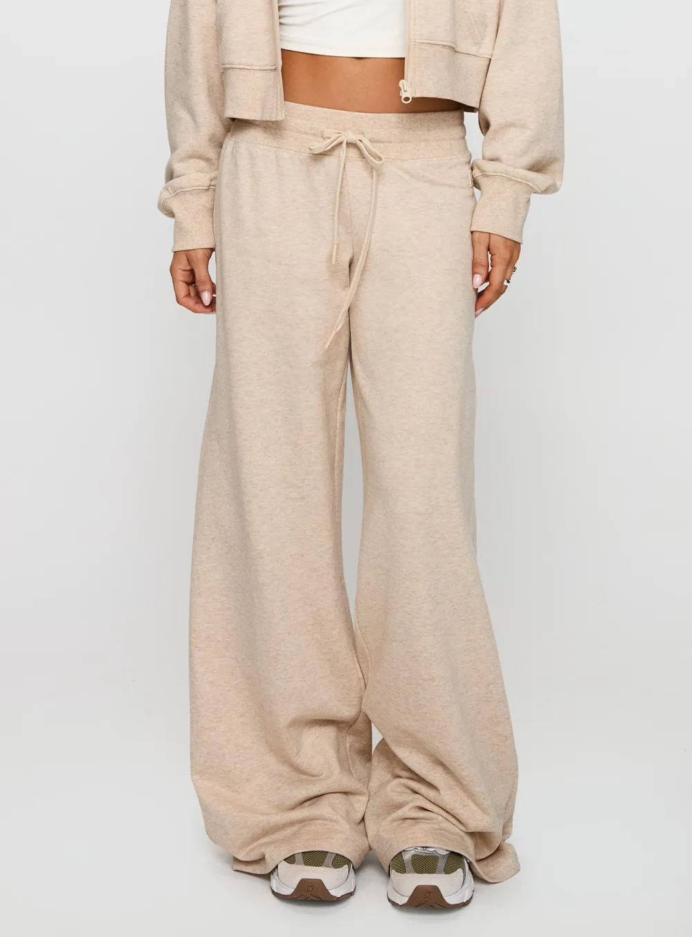 Mindful Low Wide Leg Pants