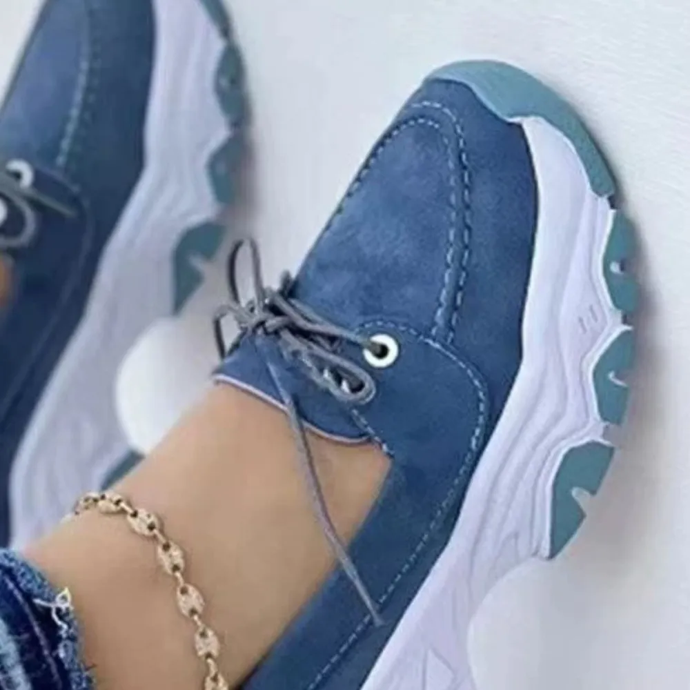 Classic Lace-Up Round Toe Sneakers