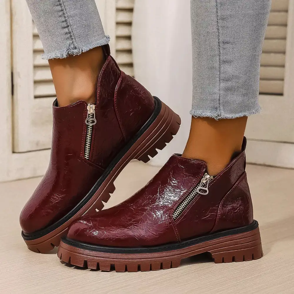 Breezy Round Toe Block Heels Boots