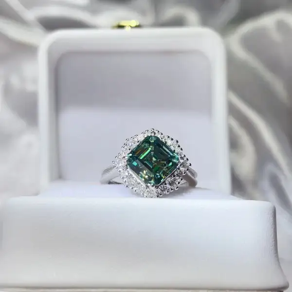 Essential Moissanite Jewelry