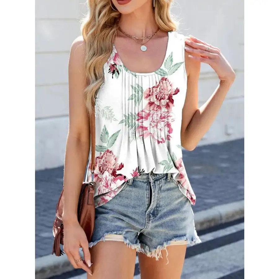 Minimal Scoop Neck Wide Strap Tank