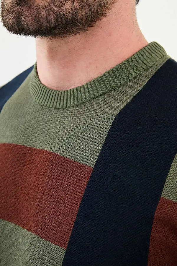 Casual Patterned Crew Neck Knit Sweater