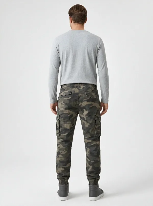 Utility Camouflage Military-Inspired Camouflage Cargo Pants