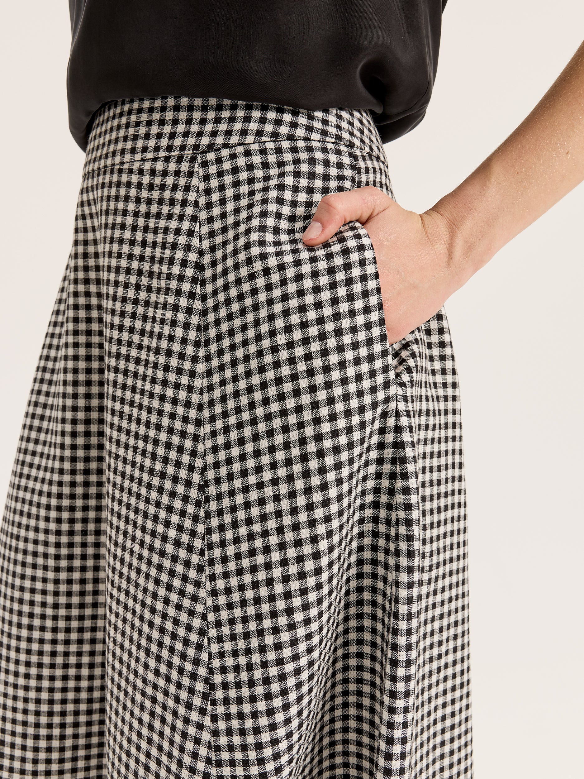 Courtside Check Skirt