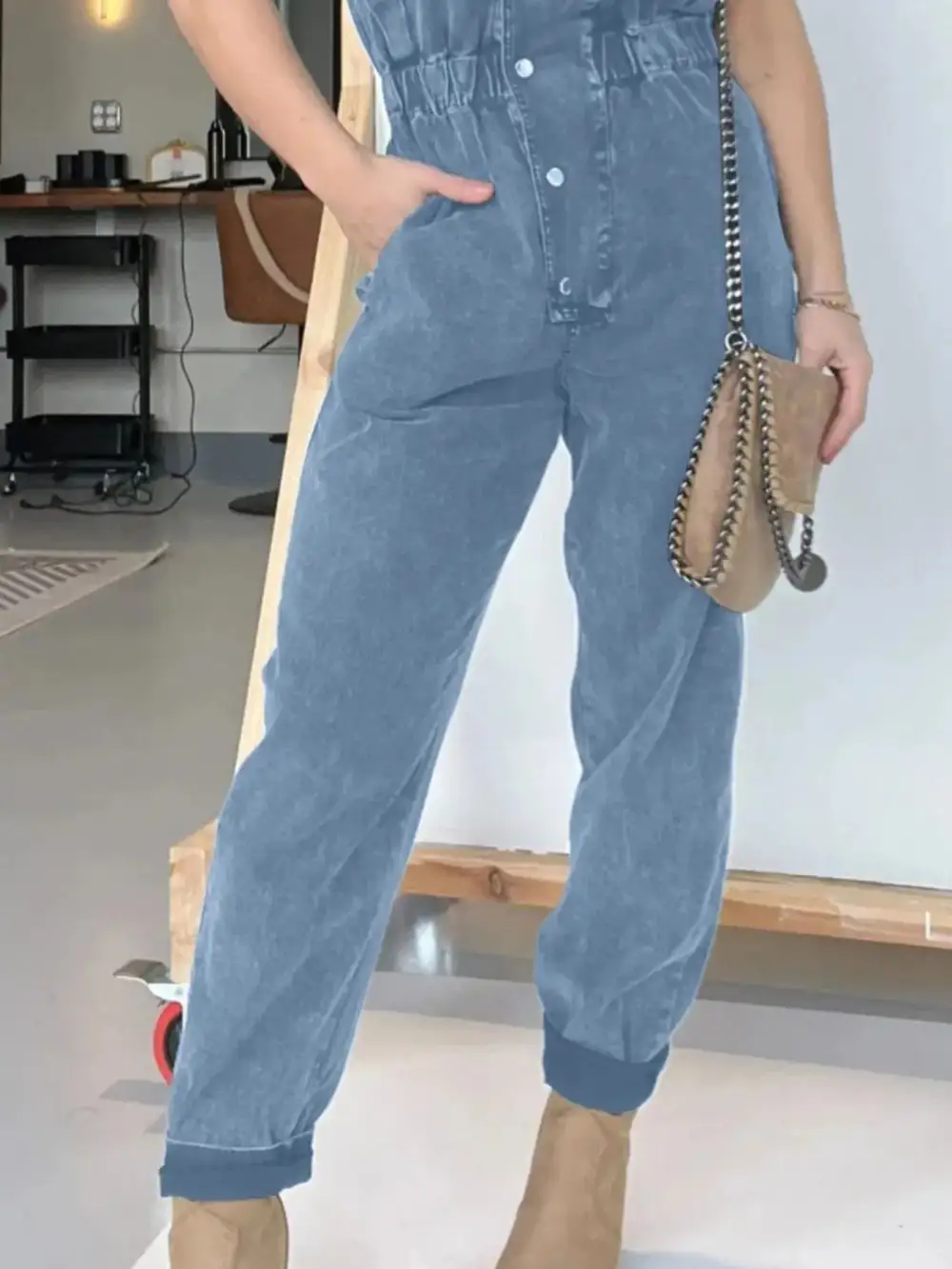 Plus Size Button Front Cap Sleeve Accessory