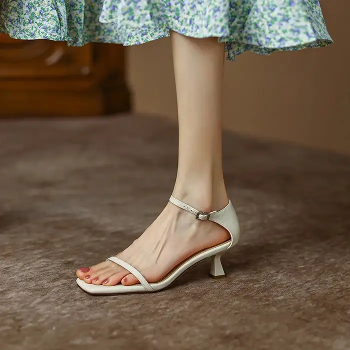Classic Platform Classic Pumps